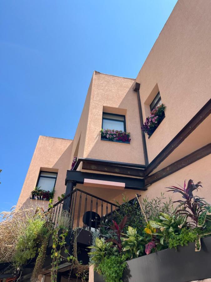 De Pejoto Apartment Тел Авив Екстериор снимка